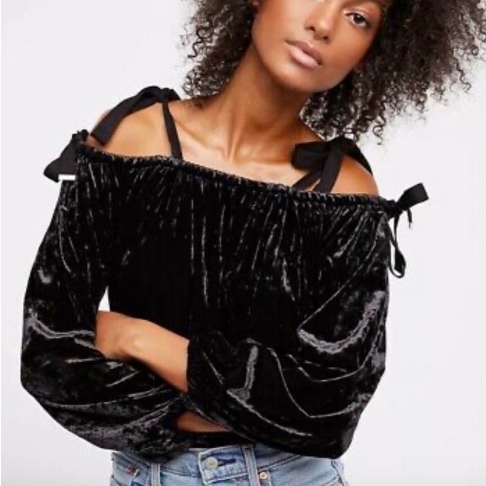 NWT We Are HAH Beg 2 Differ Crushed Velvet Bodysuit Size M Mauve